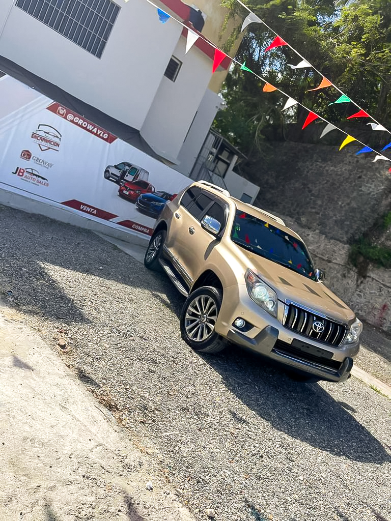 Toyota Land Cruiser Prado 2010