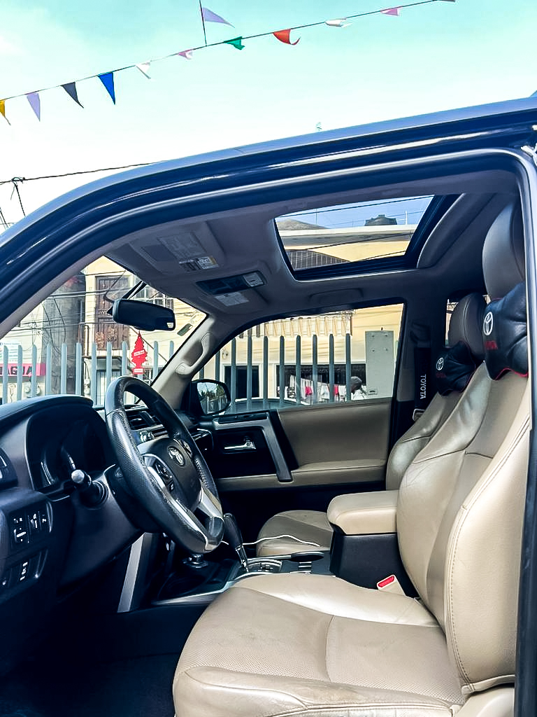 Toyota 4 Runner Limited 2015