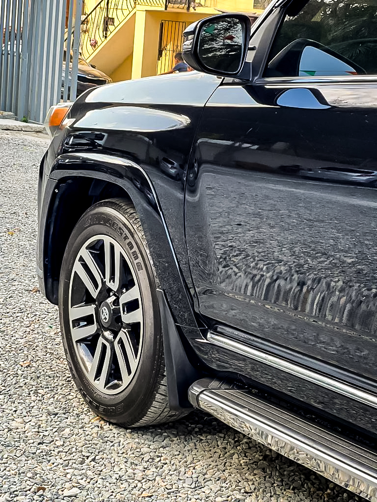 Toyota 4 Runner Limited 2015